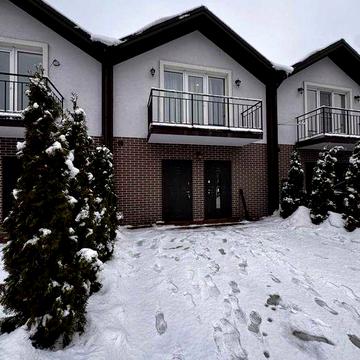 Сучасний Таунхаус  В Гатному! Без  Комісіі!