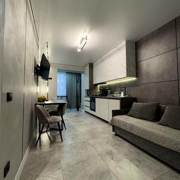 Продається новобудова 3- кімн район Майдану з ремонтом меблями ЖК Водограй