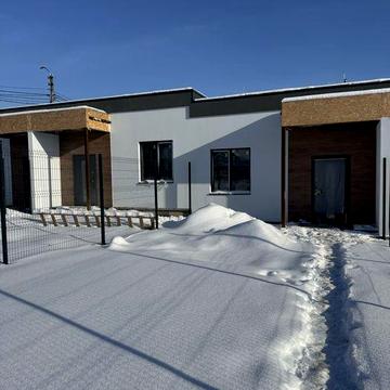 Продам класний 2к таунхаус біля озера