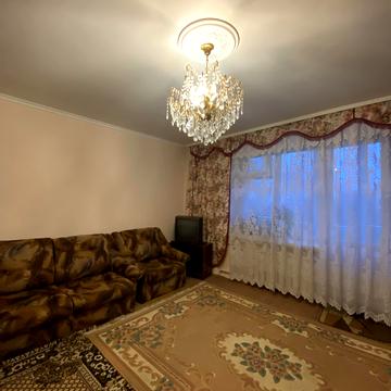 Євгена Патона вул., 19