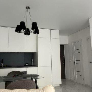 Продам свою квартиру з терассою в закритому ЖК в Гатному ЖК Рідний 2