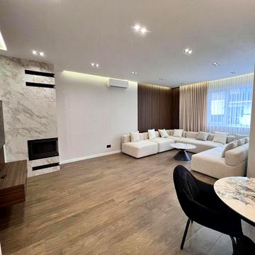 Продаж Таунхауса із ексклюзивним ремонтом.