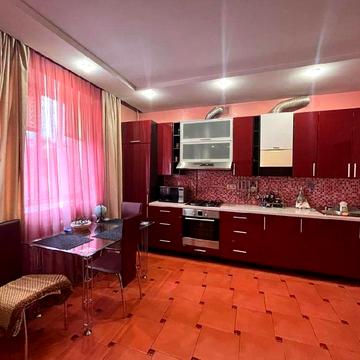 Оренда 1к+кухня-студія центр міста