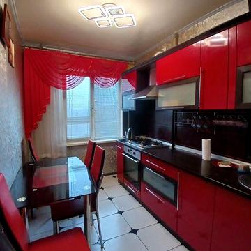 Аренда 2 к/к  Космонавтов 92