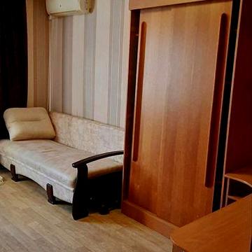 Лісовий пр. 17, метро Лісова, Чернігівська