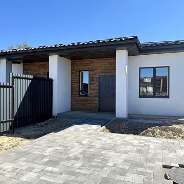 Будинок дуплекс з газом!