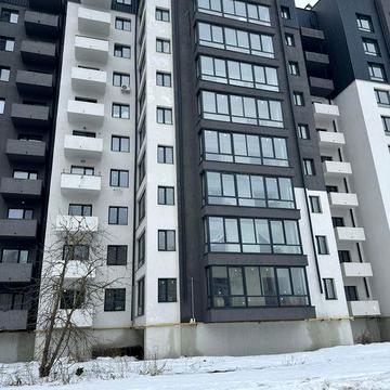 Продам однокімнатну в зданій  новобудові!