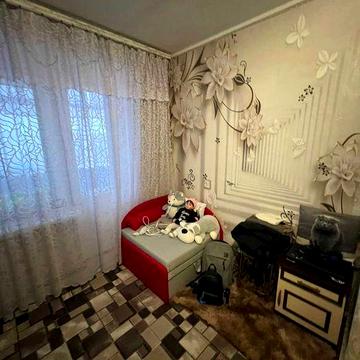 Продаж 1-кімнатної в центрі