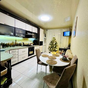 Продам двокімнатну квартиру по вул. старобвлоуська 61Б.