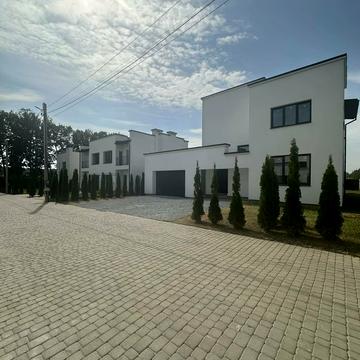 Городоцька вул., 22