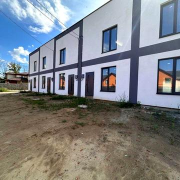 Продаж таунхаусів 70м2 Барське шосе, паркомісце, зона барбекю