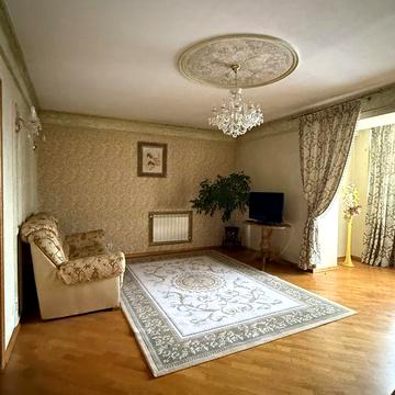 Продаж 4-х кім квартири біля міського озера