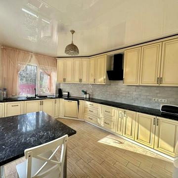 Оренда окремого затишного будинку на Бучмах