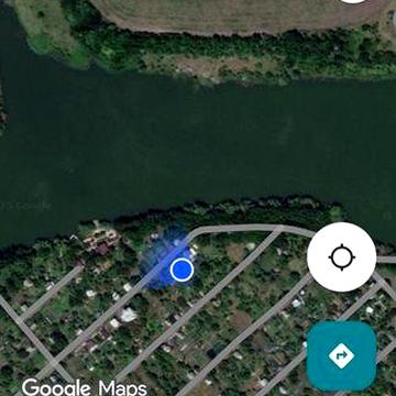 Дача в Ст. Радист, возле речки.