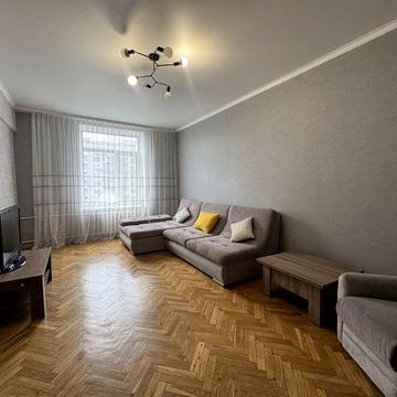 Эксклюзив. Продам 2 комн. квартиру 56м2 пл.Павловская,2.Центр Харькова