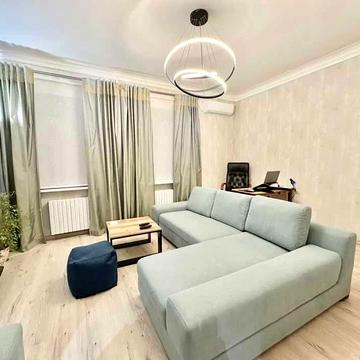 Ексклюзив! 3-кімн.квартира-котедж + 5сот. землі. Правий берег. 60 999$