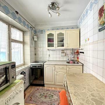 Оренда 2кімнатноі квартири Зодчих 60/1