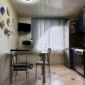 Продаж 3к Квартира Набережна Перемоги вулиця