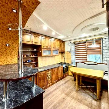 Сдам 3-х комнатную Парус, Коммунар, ж/м Покровский