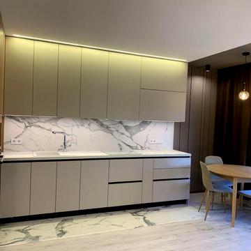 ЖК Варшавський Оренда евродвушки Є тепло, вода, працює ліфт!!!