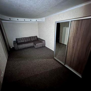 ТРЦ Київ. Здається 1-кімнатна квартира.