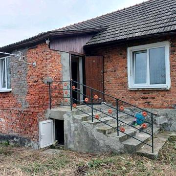 Терміново!!!Продається будинок з земельною ділянкою і ставком