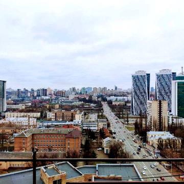 2-к в центі діючий камін власна тераса Чорновола 25 метро Лукянівська