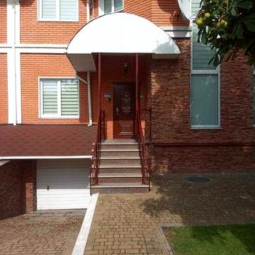 Таунхаус 180м2 на Чайці. Газ. Меблі. Гараж.