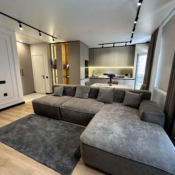 Олександра Довженка вул., 31в