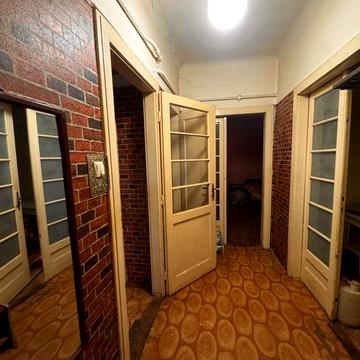 Продається 3 км квартира  р-н Театральної площі