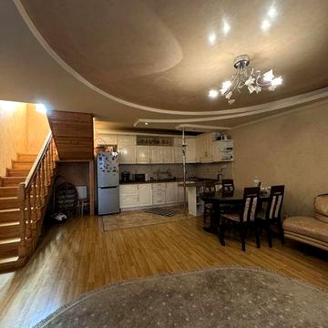 Продаж будинку з газом | 3 кімнати | 122м2 | Центральна частина |