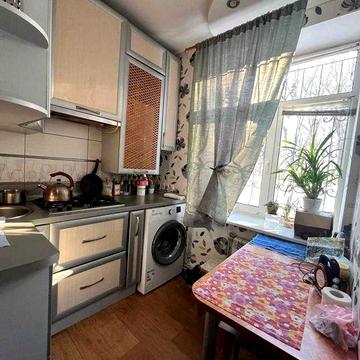 Продаж 1-кімнатної вул. Р. Атаманюка АВТОНОМНЕ опалення!