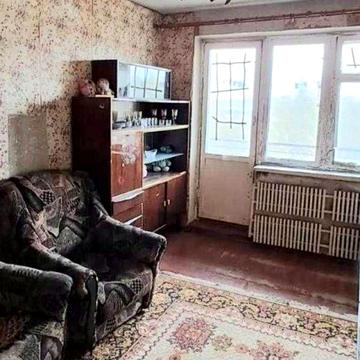 М.Холодная Гора, СРОЧНО  продам 2ух комн.кварт, пер.Баварский,Hg11