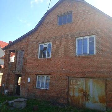 Продам двоповерховий будинок у Лезнево, вул. Гонти 92 — 21 000 $