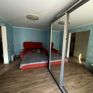 1 кімната квартира , оповий ринок , тепла оренда