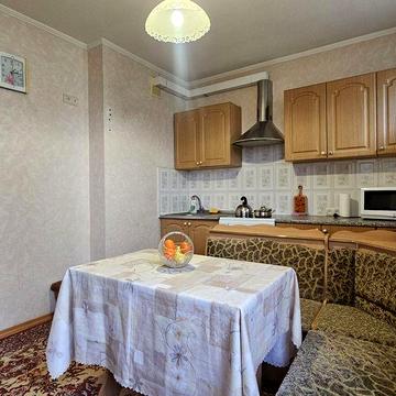 Продам 2 к квартиру на Лівобережному 3