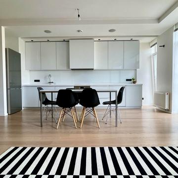 Регенераторна вул., 4к2