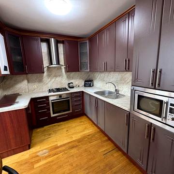 Оренда 3 кім кв по вул. Національної Гвардії