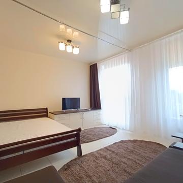 Регенераторна вул., 4