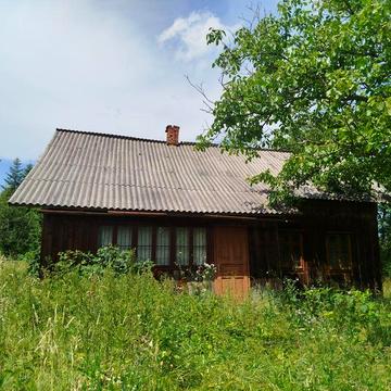 Будинок на горі, без сусідів, Карпати