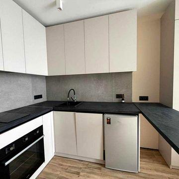 ЖК 4 U ,студії біля метро Академмістечко,Є ГЕНЕРАТОР!можно з тваринкою