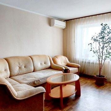 Продаю 3 кімнатну квартиру. Центр