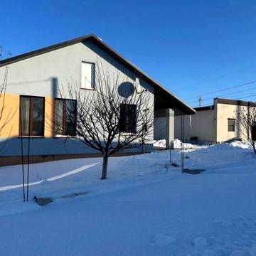 Будинок. Карпилівка. Можливість придбання магазину поруч