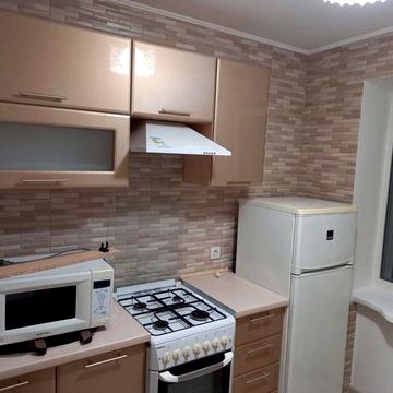 Оренда однокімнатної квартири в місті Херсон . Взимку тепла .