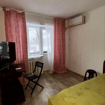 Сдам 1-к 2 этаж Варненская 19