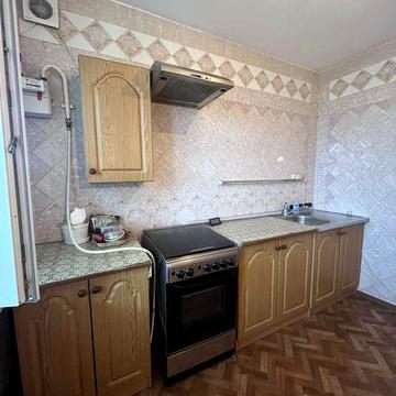 Продаю просторную 1 комнатную квартиру ( Заводский ) - Киевская / топ