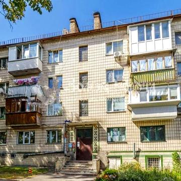 1- ку, м. + Погріб. Без комісії.м.Житомирська.Опалення і гор вода завж