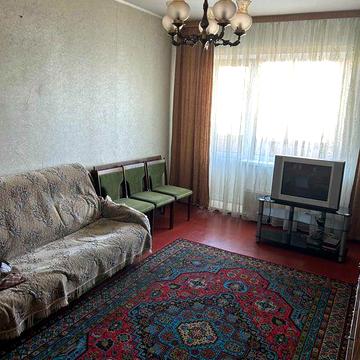 Трикімнатна на Вербицького 24, без комісії, метро Харківська