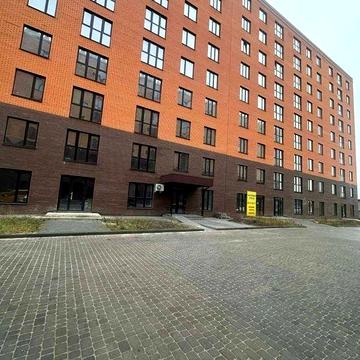 73м2 Продаж просторової 2-кімнатної квартири з великою кухнею в новобу