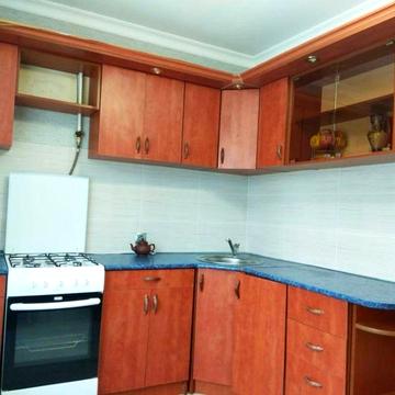 Здається ,в оренду 1кім квартира